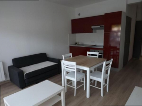 Appartement T2 en RDC, Proche Plage et Commerces, Idéal pour Séjours en Bord de Mer - FR-1-646-30